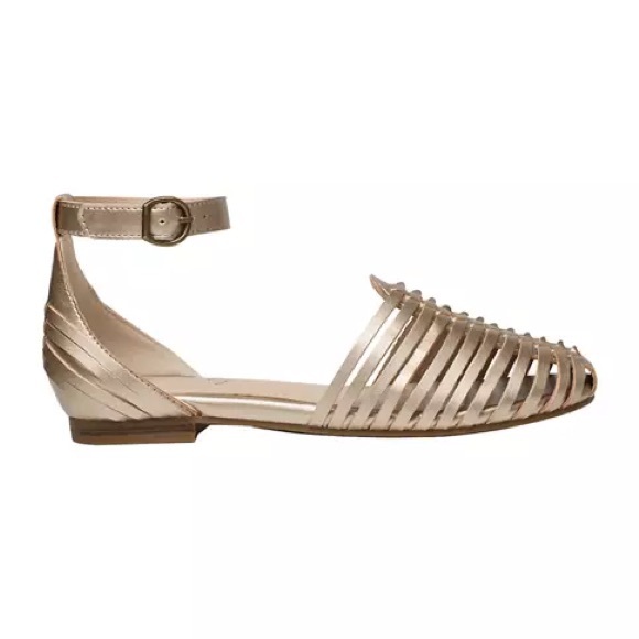 Wonderly Women’s Tibby Gold Huarache Flats - Picture 4 of 9